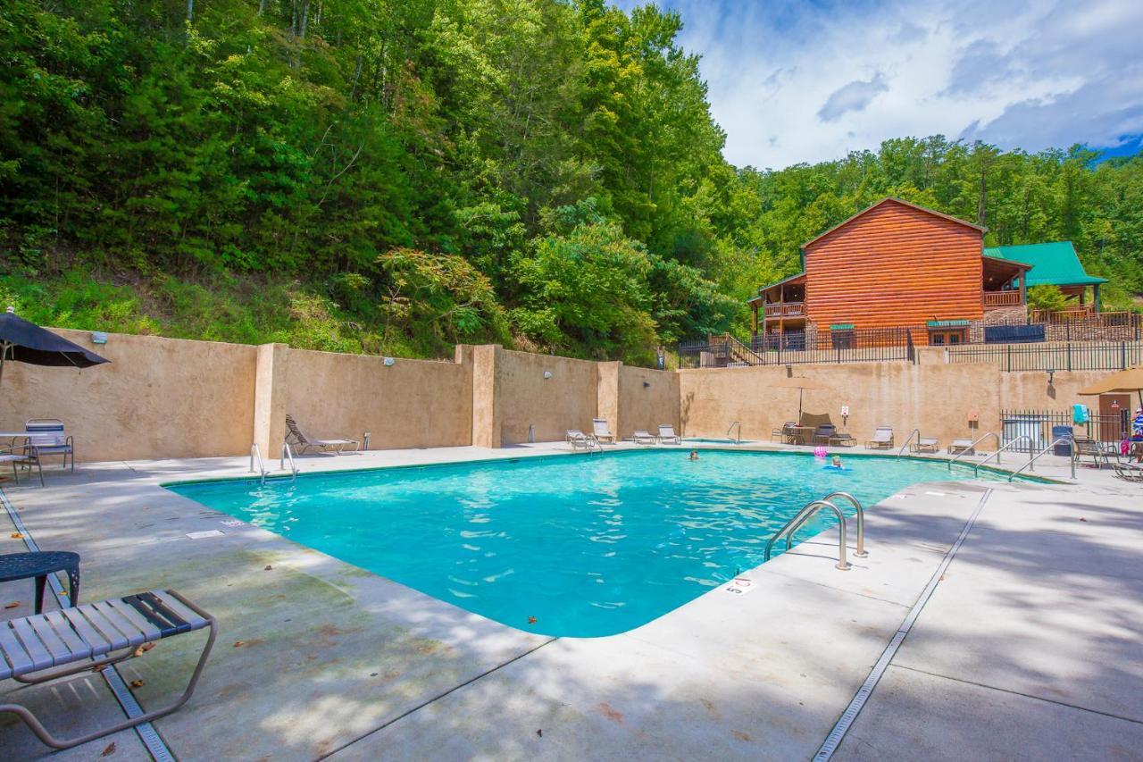 Aspens Envy Apartment Pigeon Forge Bagian luar foto